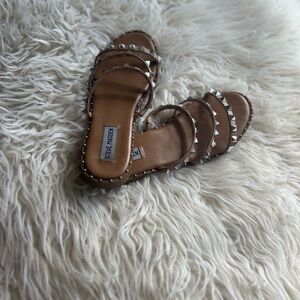 Steve Madden Brown Studded Sandals with Open Design